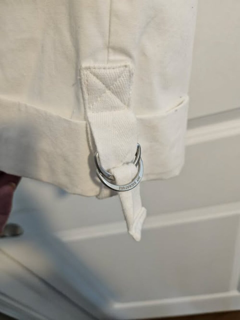 Jones New York Signature White Cargo Capris Size 12 Drawstring Waist Cuffed Hem - Picture 5 of 6